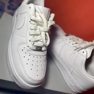 Air Force 1 women’s (used once)